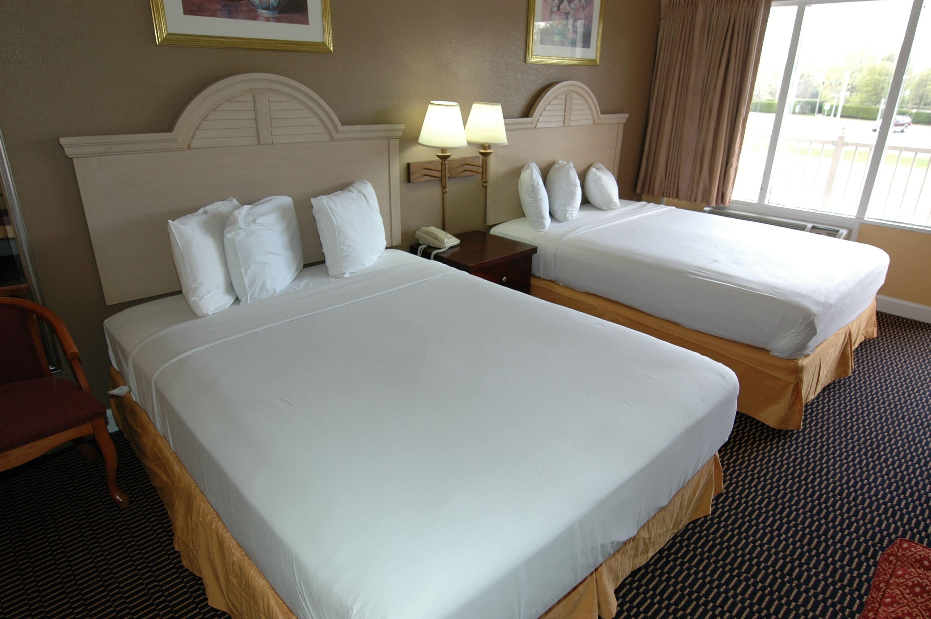 Photo - Ambassadors Inn & Suites