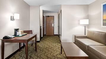 Studio Suite, 1 King Bed, Non Smoking | Desk, laptop workspace, blackout drapes, iron/ironing board