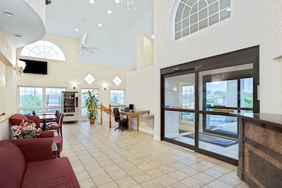 Howard Johnson by Wyndham Blackwood Near Philadelphia