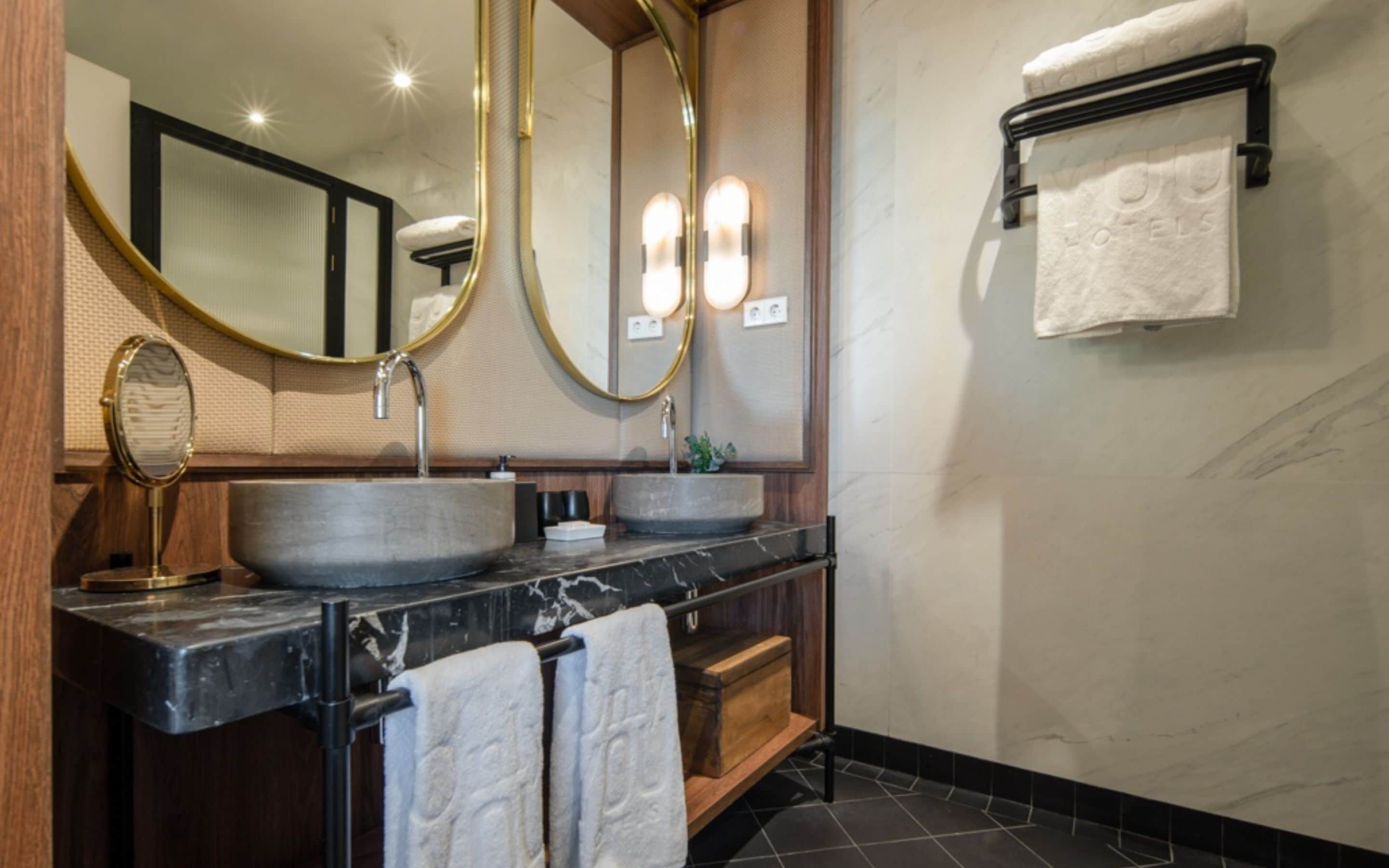 Shower, rainfall showerhead, designer toiletries, hair dryer