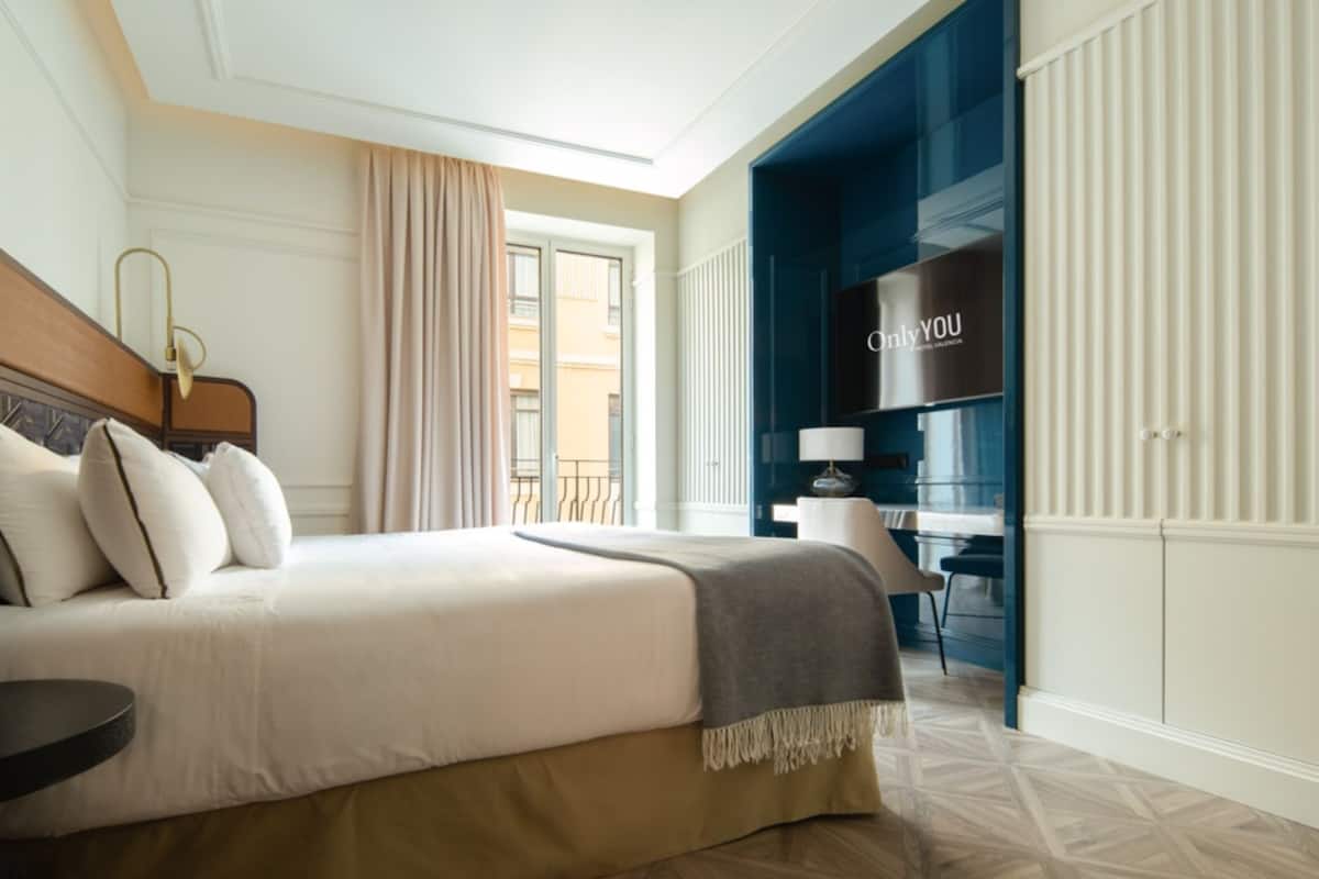 suite (homey) | 1 bedroom, premium bedding, down duvets, memory-foam beds