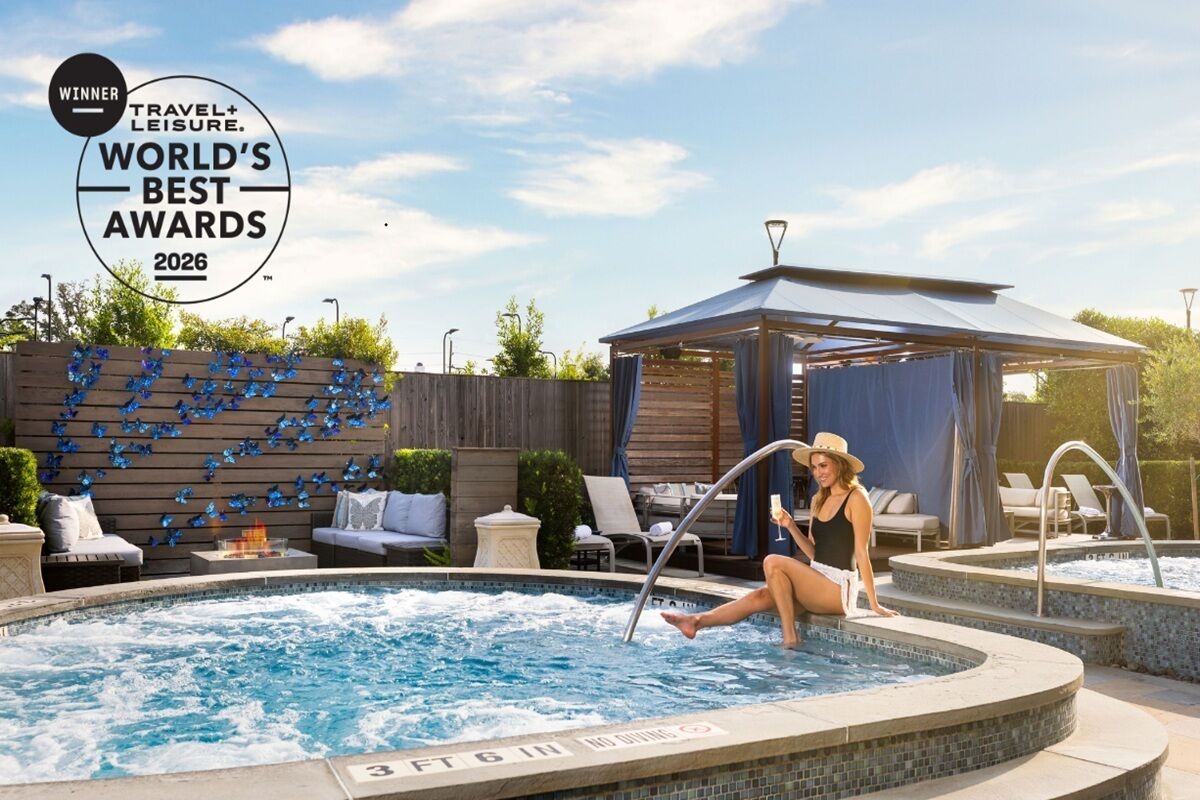Couples treatment room(s), hot tub, steam room, body treatments
