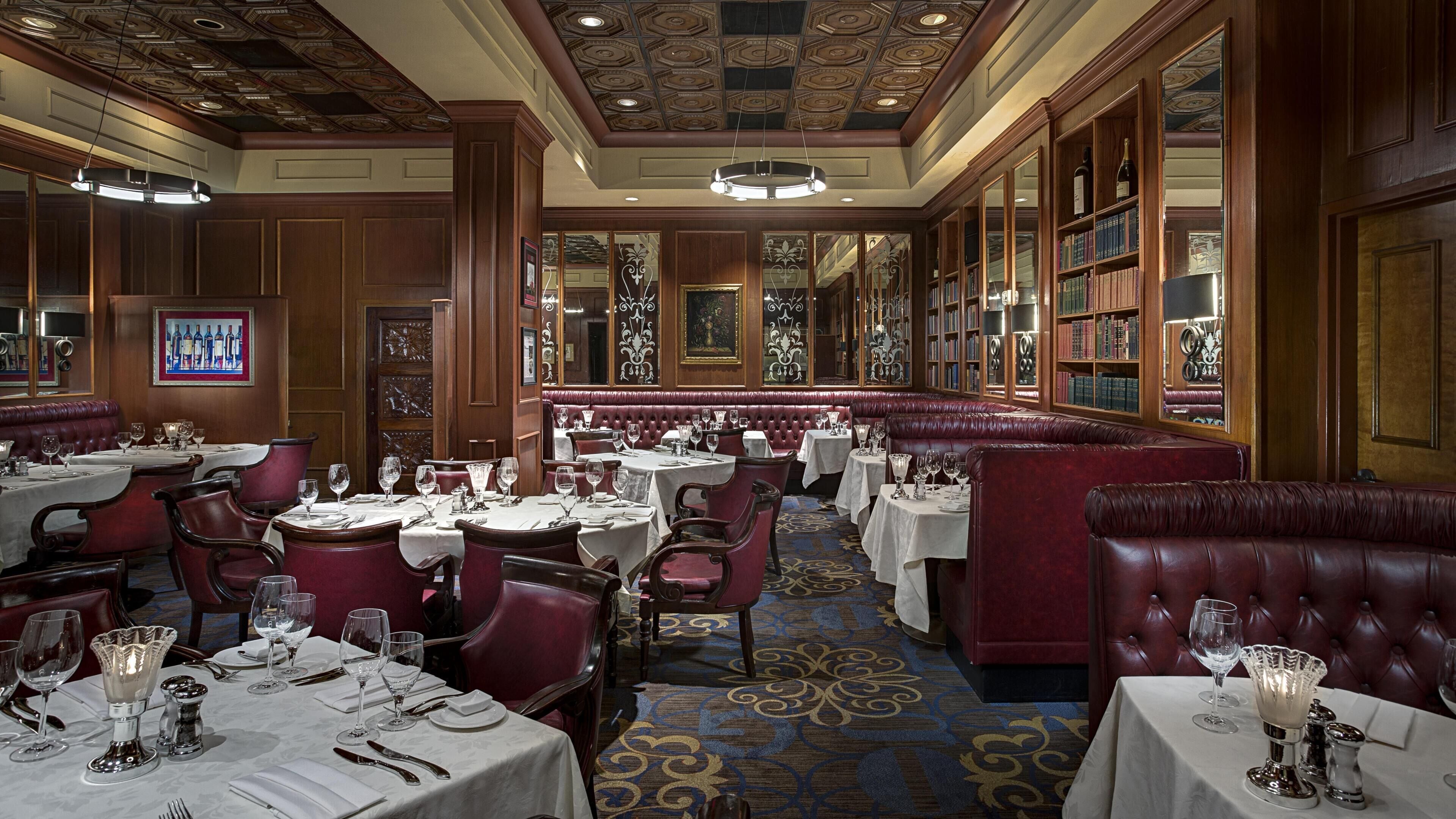 3 restaurants; breakfast, lunch and dinner served 