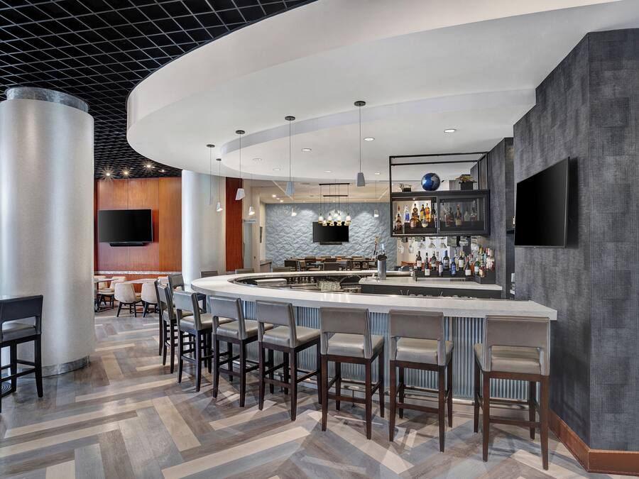 3 restauranter, frokost serveres