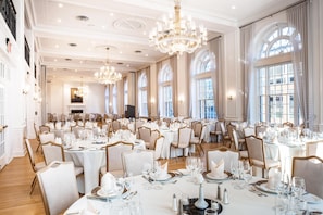 Ballroom - The Yorktowne Hotel, Tapestry Collection by Hilton (York)