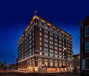 Exterior - The Yorktowne Hotel, Tapestry Collection by Hilton (York)