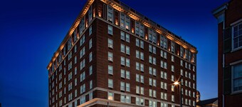 The Yorktowne Hotel, Tapestry Collection by Hilton