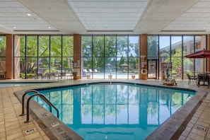 Indoor pool, seasonal outdoor pool, sun loungers