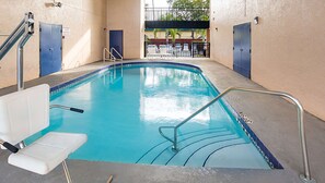 Udendørs pool