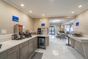 Free daily self-serve breakfast