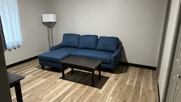 1 chambre, bureau, espace de travail pour ordinateurs portables