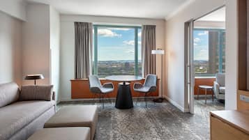 1 bedroom, premium bedding, pillow-top beds, in-room safe