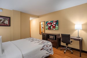 Escritorio, tabla de planchar con plancha y cunas gratuitas