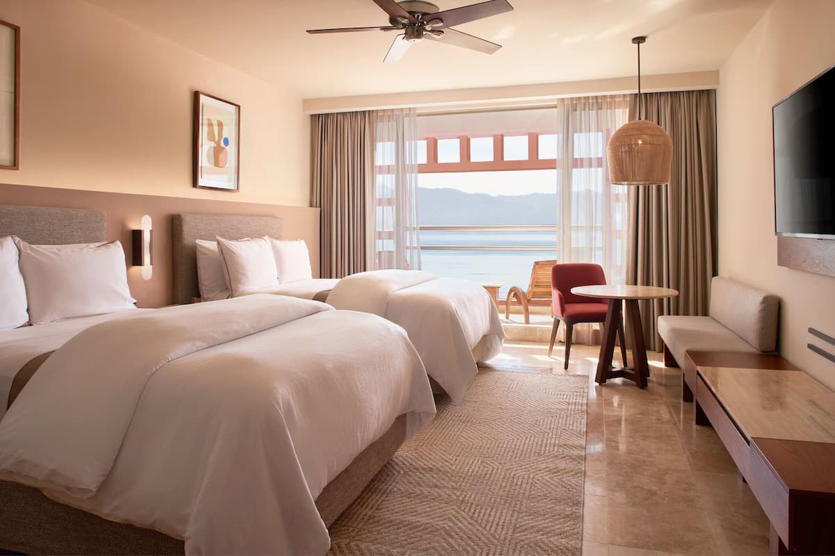 1 bedroom, minibar, in-room safe, desk