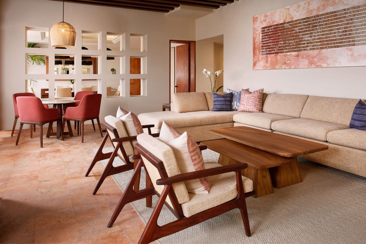 Presidential Suite, 1 King Bed, Non Smoking, Ocean View | Living room