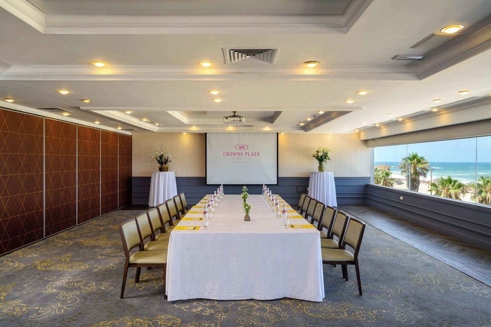 Foto - Crowne Plaza Tel Aviv Beach, an IHG Hotel