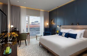 Standard Room, 1 Katil Raja (King), Akses Club Lounge (Lounge Access) | Pemandangan dari bilik