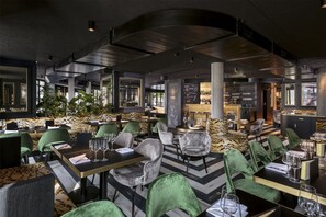 Bar (en la propiedad)