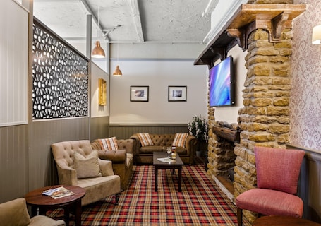 Lounge. Dragonfly Hotel Bury St Edmunds