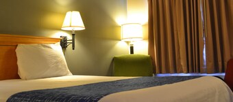 Travelodge by Wyndham Sea-tac Airport North