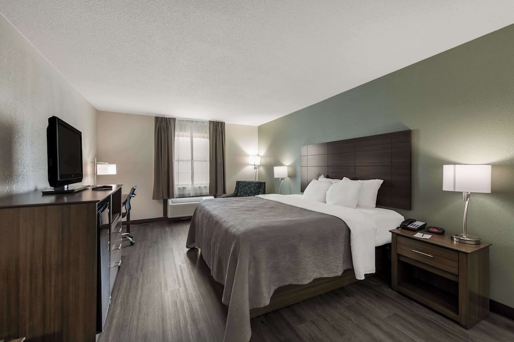 Quality Inn Saint Louis Airport