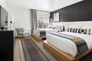 1 bedroom, Egyptian cotton sheets, premium bedding, down duvets