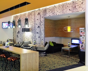 Lobby lounge