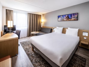 Premium bedding, in-room safe, desk, laptop workspace - Novotel Rotterdam Schiedam (Schiedam)