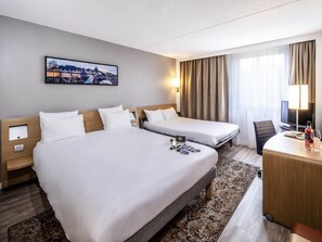 Premium bedding, in-room safe, desk, laptop workspace - Novotel Rotterdam Schiedam (Schiedam)
