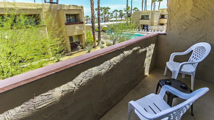 Desert Vacation Villas