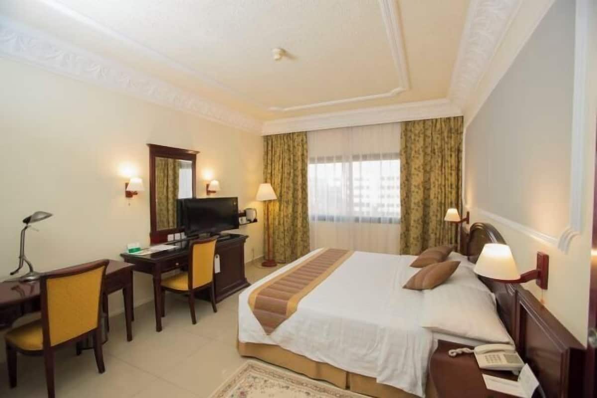 1 bilik tidur, peralatan tempat tidur hipoalergenik, bar mini