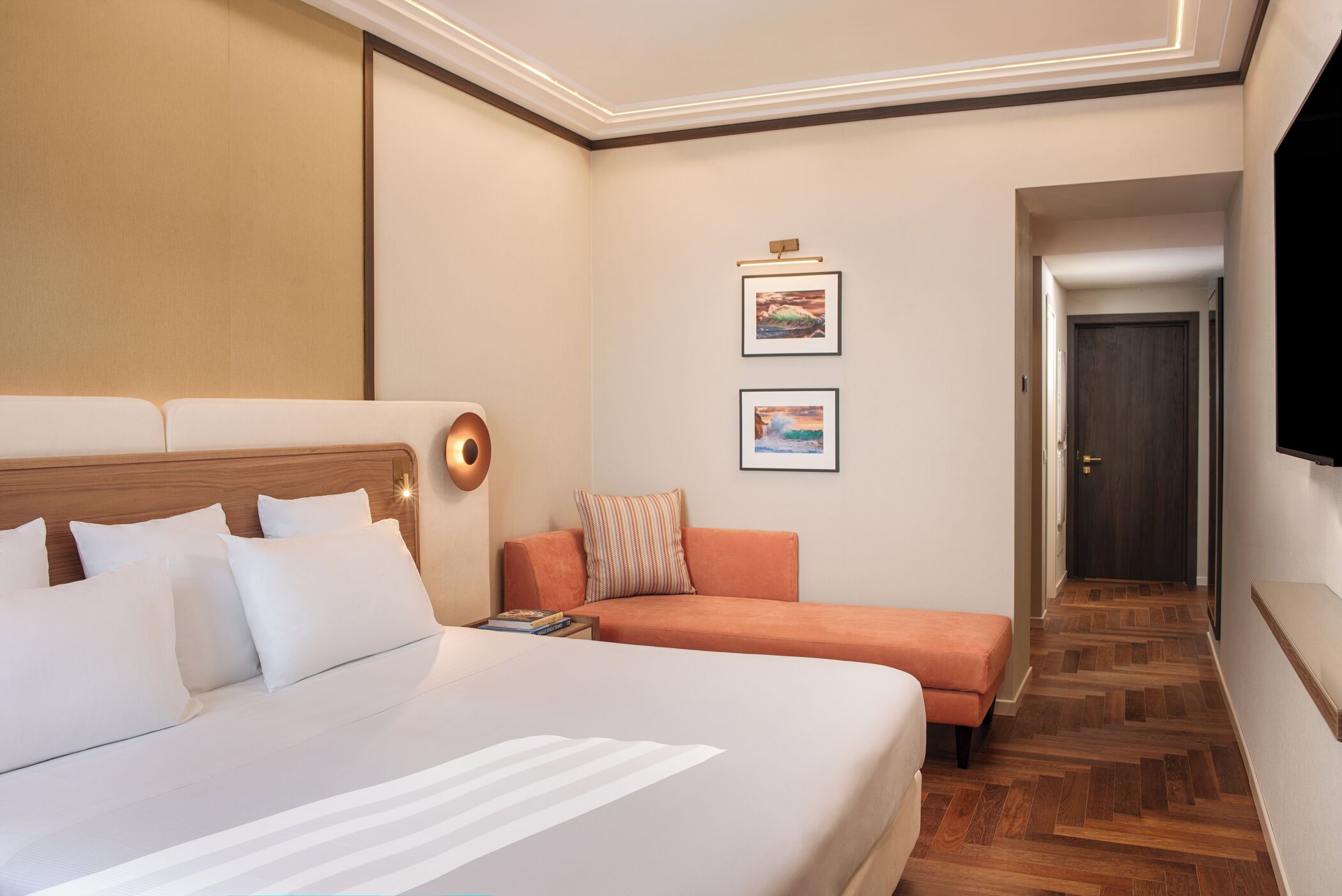 1 bedroom, premium bedding, down comforters, minibar