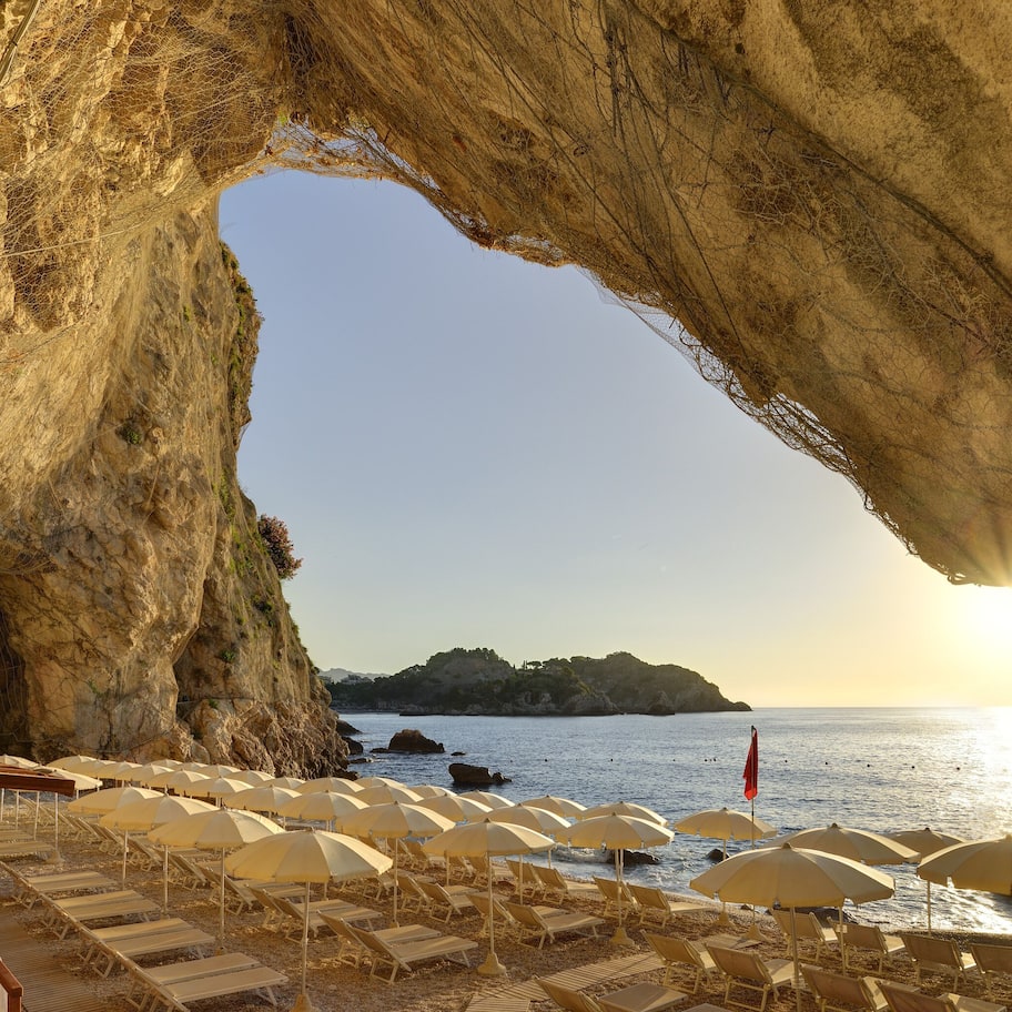 Private beach, sun loungers, beach umbrellas, beach towels