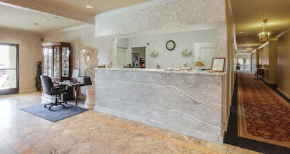 Carlyle Hotel