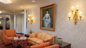 Siddeområde i lobbyen