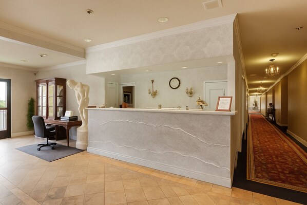 Mostrador para check-in y check-out