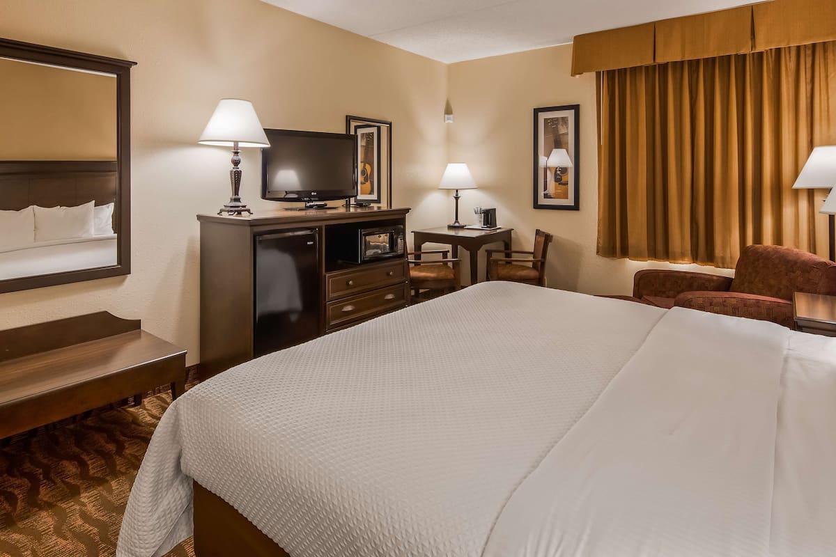 pillow-top beds, in-room safe, desk, laptop workspace