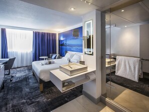 Executive Room, 1 Queen Bed