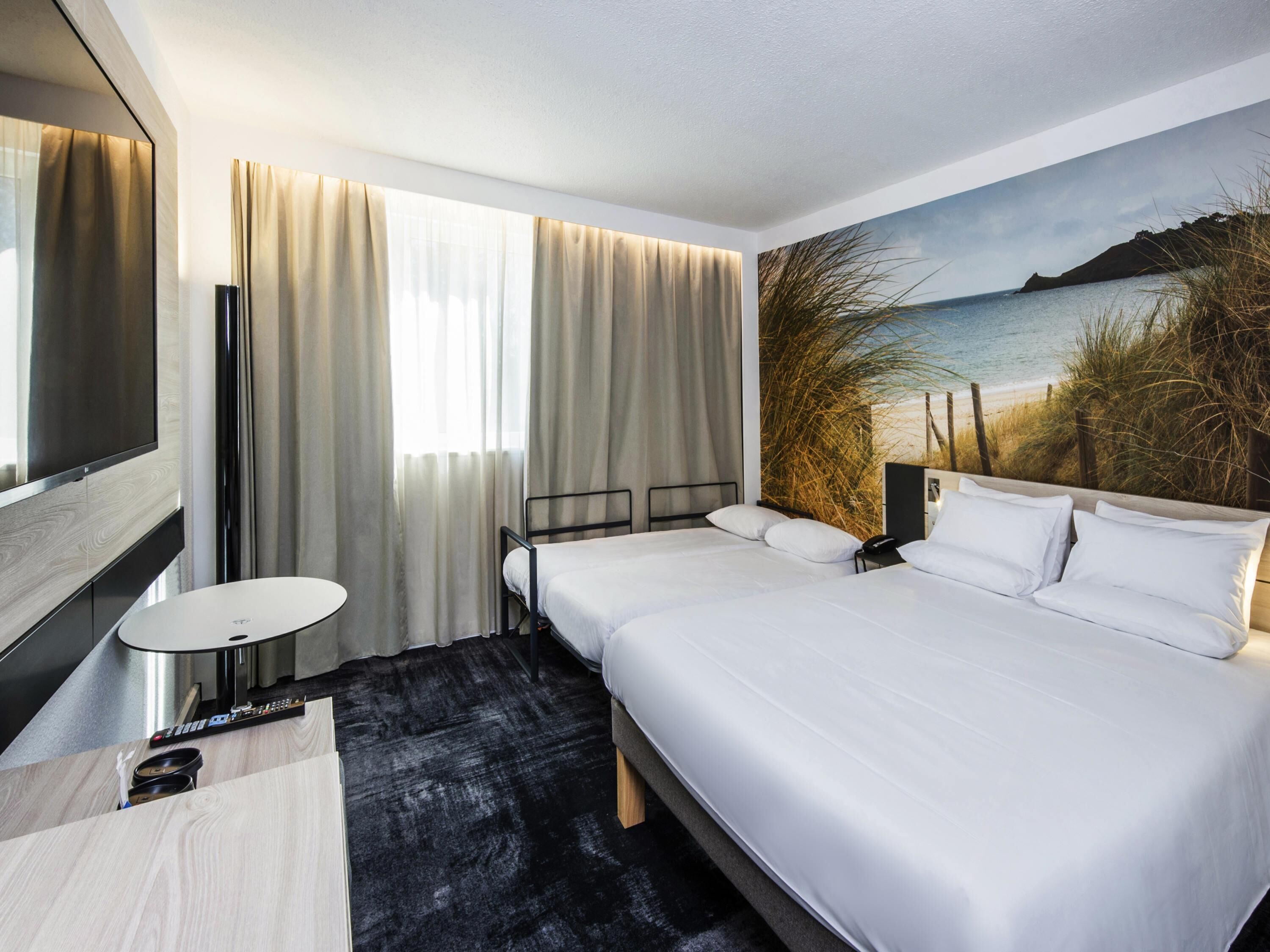 Classic Room, Multiple Beds | Premium bedding, minibar, in-room safe, blackout drapes