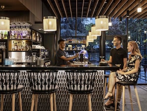 Bar (en la propiedad)