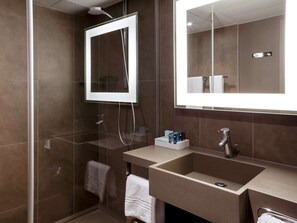 Premium bedding, minibar, in-room safe, blackout curtains