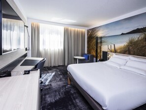 Premium bedding, minibar, in-room safe, blackout curtains