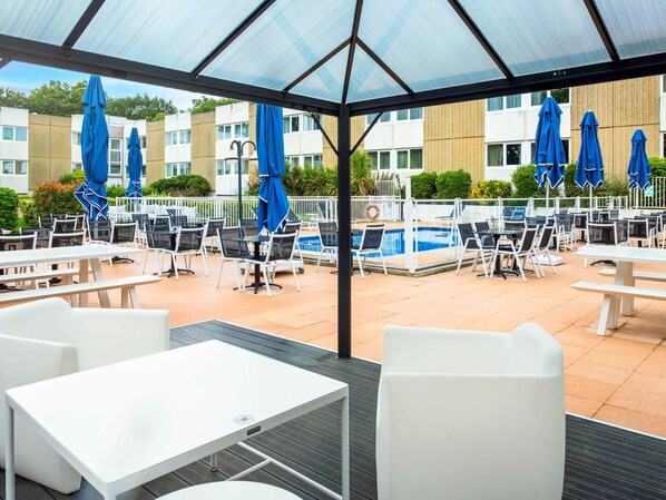 Breakfast, lunch, dinner served; French cuisine, pool views 