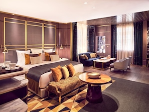 Deluxe Junior Suite | Bettwäsche aus ägyptischer Baumwolle, hochwertige Bettwaren
