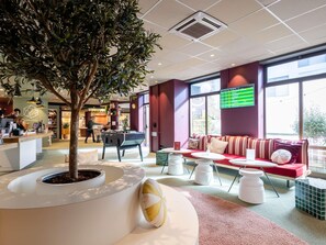 Exterior - Hotel ibis Lille Centre Gares (Lille)