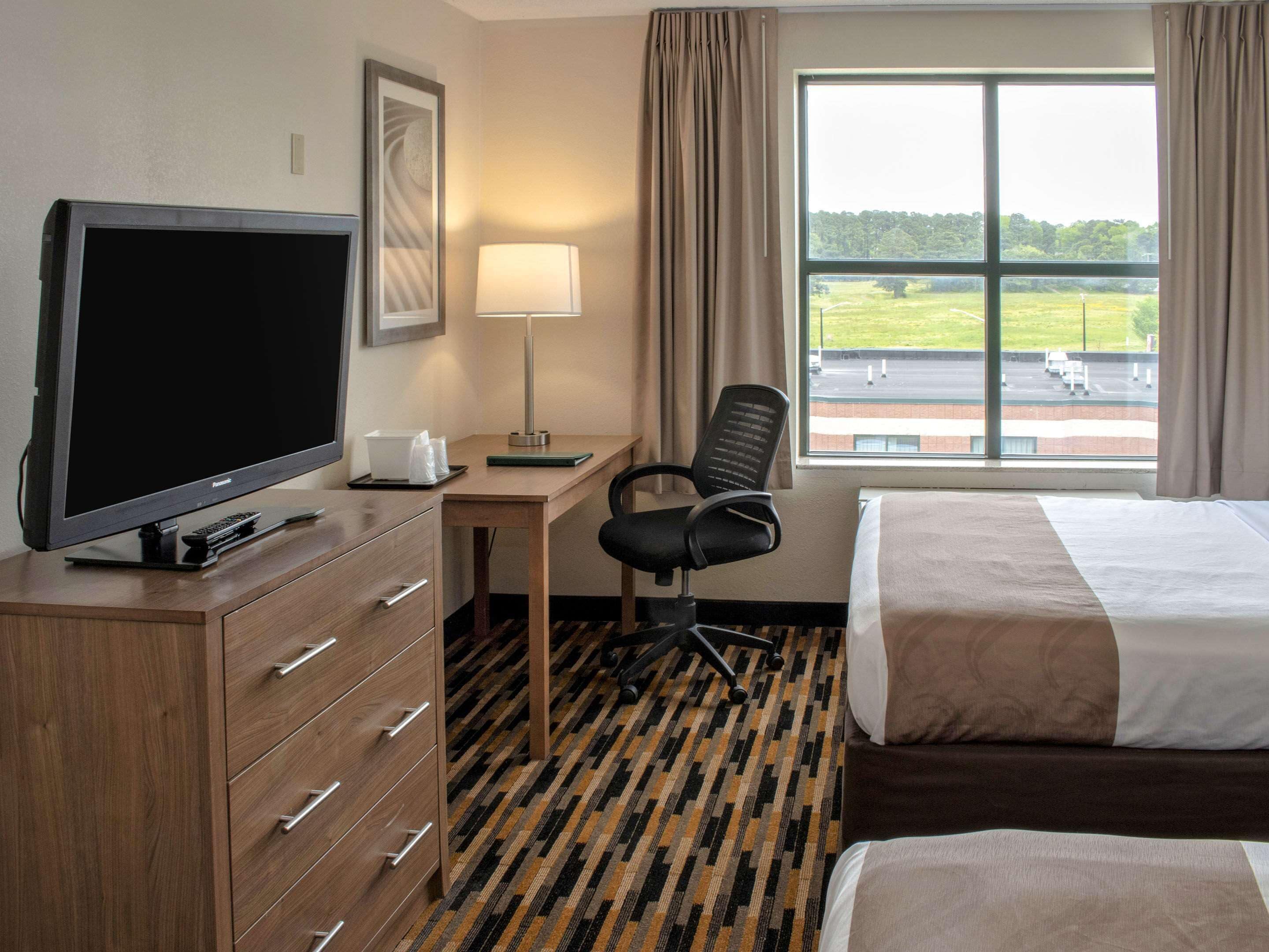 Foto - Quality Suites Lake Wright - Norfolk Airport