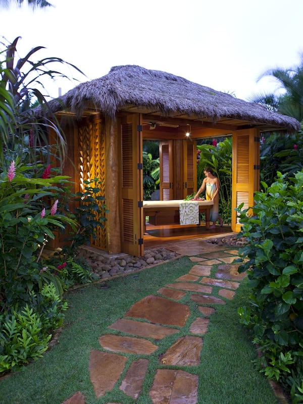 Couples treatment rooms, sauna, hot tub, steam room, body treatments