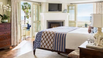 Roupas de cama premium, camas com colchões pillow-top, frigobar