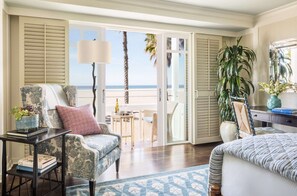 Room, 1 King Bed, Oceanfront | Premium bedding, pillowtop beds, minibar, in-room safe - Shutters on the Beach (Santa Monica)