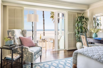 Room, 1 King Bed, Oceanfront | Premium bedding, pillowtop beds, minibar, in-room safe at Shutters on the Beach